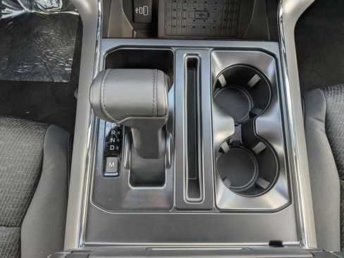 New 2026 Ford F150 XLT w/ Equipment Group 302A MID AWD/4WD image 18