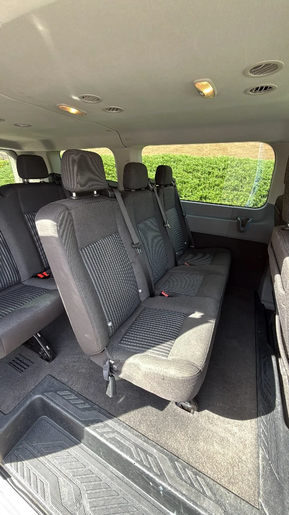Used 2017 Ford Transit 150 XL RWD image 28