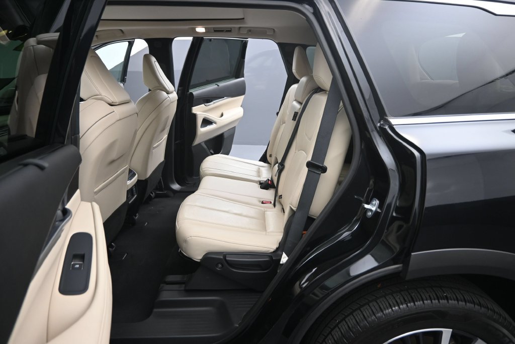 Used 2023 INFINITI QX60 Sensory AWD/4WD image 24