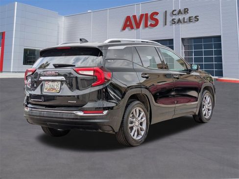 Used 2023 GMC Terrain SLT image 6