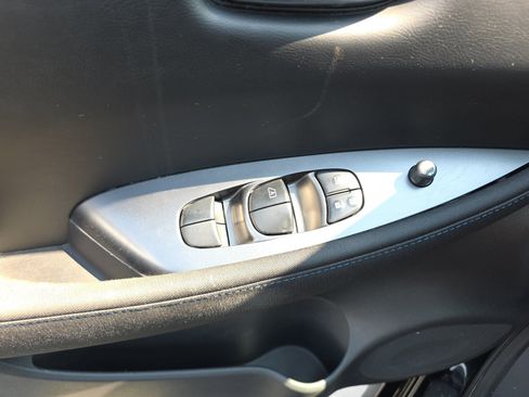 Used 2022 Nissan Leaf S FWD image 23