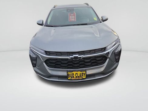 New 2025 Chevrolet Trax LT w/ LT Convenience Package image 9