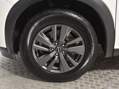 Used 2023 Nissan Pathfinder SV image 35