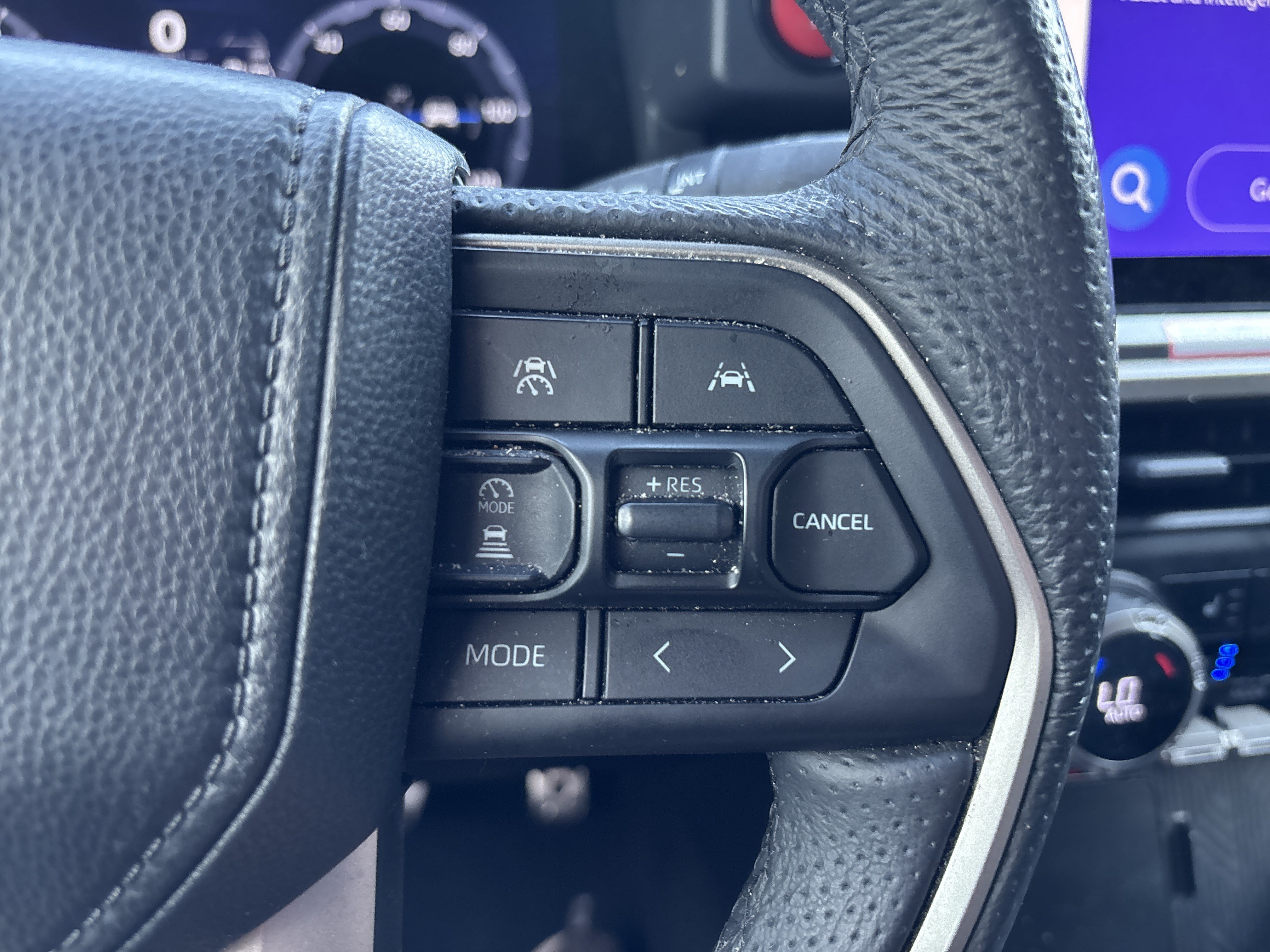 Used 2024 Toyota Tacoma TRD Sport w/ TRD Sport Premium Package AWD/4WD image 17