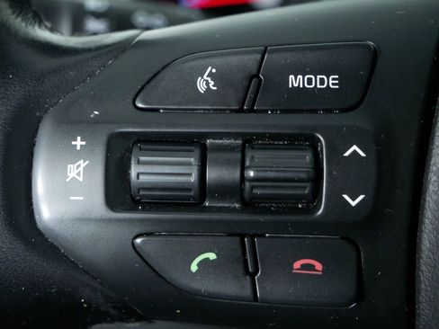 Used 2017 Kia Sorento LX w/ LX Convenience Package image 20