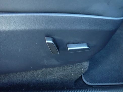 Used 2024 Tesla Model Y Long Range image 20