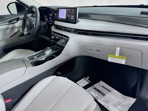 New 2026 INFINITI QX60 Luxe w/ Cargo Package image 39