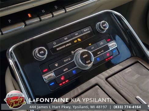 Used 2019 Lincoln Navigator Reserve image 23