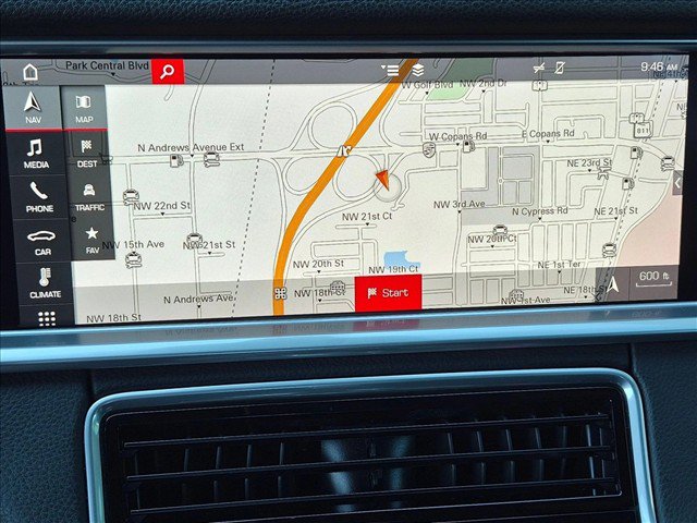 Used 2018 Porsche Panamera image 12
