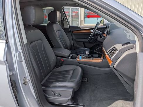 Used 2022 Audi Q5 2.0T Premium Plus AWD/4WD image 23