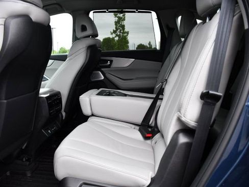 Certified 2026 Acura MDX FWD w/ Technology Package image 16