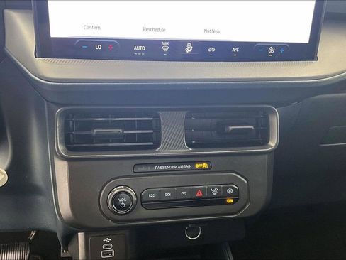 Used 2025 Ford Maverick XL FWD image 32