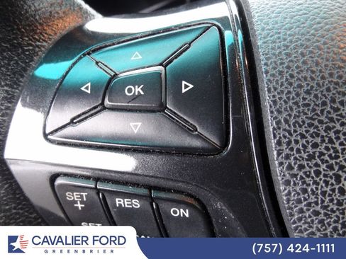Used 2016 Ford Explorer XLT w/ Equipment Group 202A AWD/4WD image 8