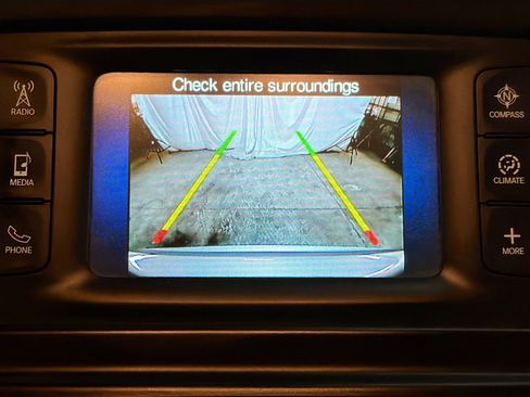 Used 2016 Chrysler 200 Limited FWD image 21