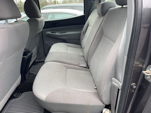 Used 2013 Toyota Tacoma PreRunner image 8