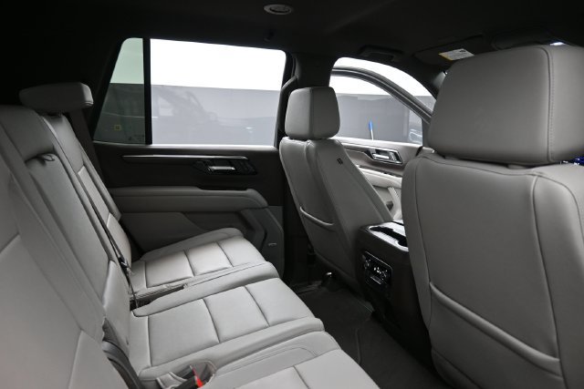 Used 2025 Chevrolet Tahoe LT w/ Comfort Package AWD/4WD image 31