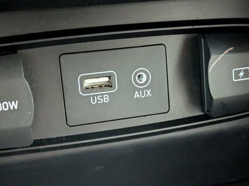 Used 2019 Hyundai Santa Fe SEL image 19