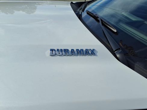 Used 2025 Chevrolet Silverado 1500 LTZ w/ LTZ Premium Package image 9