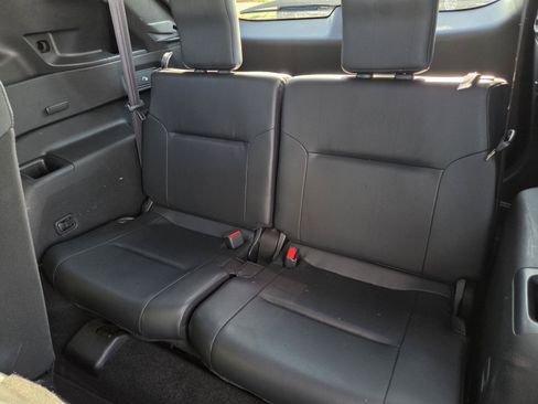 Used 2025 Mitsubishi Outlander SEL AWD/4WD image 34