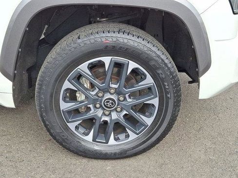 Certified 2022 Toyota Tundra Limited AWD/4WD image 28