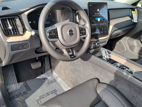 New 2026 Volvo XC60 T8 Ultra w/ Climate Package image 5