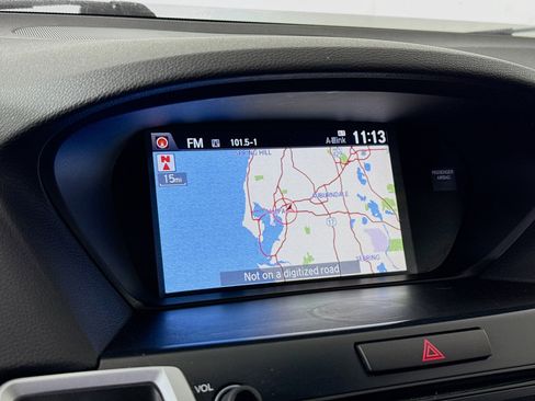 Used 2016 Acura TLX w/ Technology Package image 14