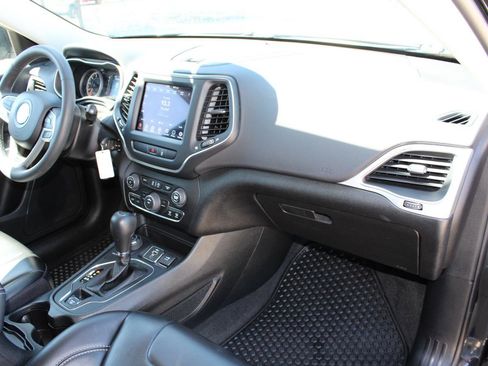 Used 2022 Jeep Cherokee Latitude w/ Sun & Sound Group AWD/4WD image 53