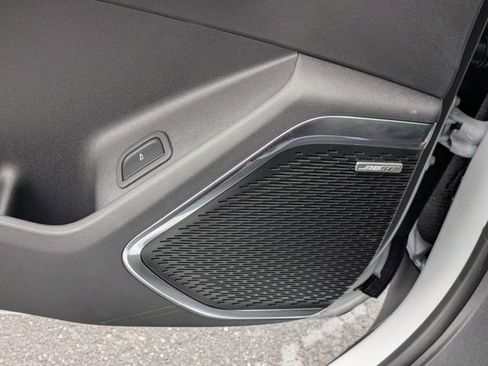 New 2026 GMC Acadia Elevation image 13