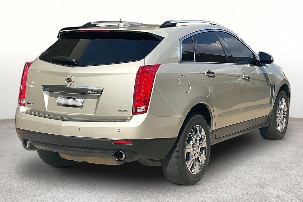 Used 2015 Cadillac SRX Luxury w/ Driver Awareness Package FWD image 2
