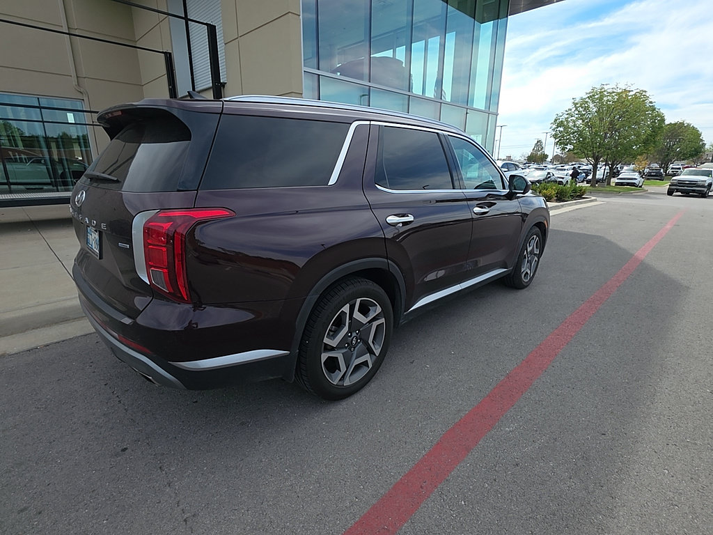 Used 2023 Hyundai Palisade SEL AWD/4WD image 6