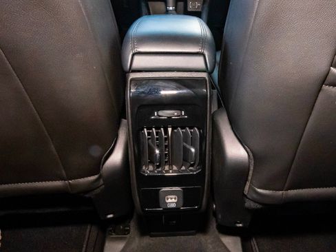 Used 2025 Jeep Compass Latitude image 47