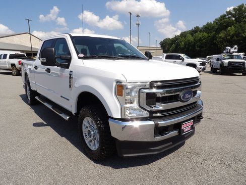 Used 2020 Ford F250 XLT w/ FX4 Off-Road Package AWD/4WD image 11
