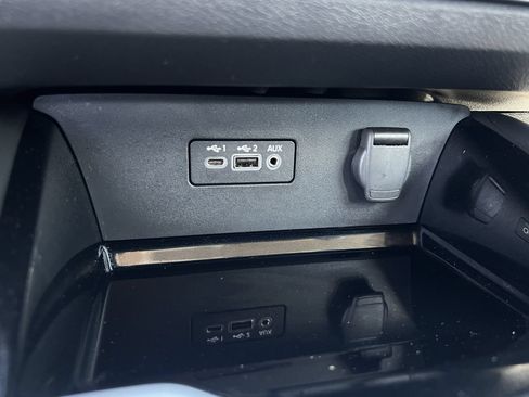 Used 2024 Nissan Altima 2.5 SR FWD image 16