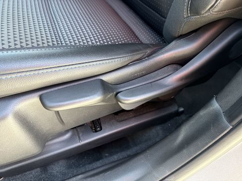 Used 2025 Chevrolet Trax LT image 14