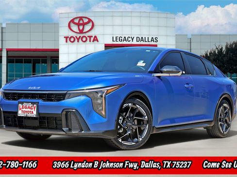 Used 2025 Kia K4 GT-Line w/ GT-Line Premium Package FWD image 1