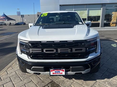 Used 2025 Ford F150 Raptor image 33