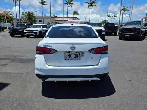 Used 2023 Nissan Versa S w/ S Plus Package FWD image 4