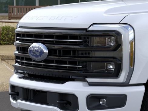 New 2025 Ford F250 Platinum AWD/4WD image 17