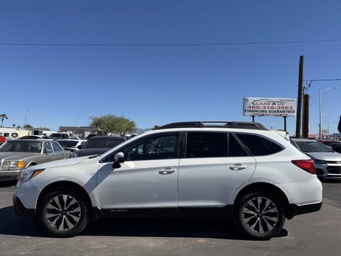 Used 2016 Subaru Outback 2.5i Limited image 2