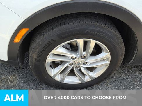 Used 2025 Buick Envista Preferred image 3