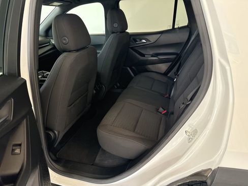 Used 2025 Chevrolet Equinox LT FWD image 13