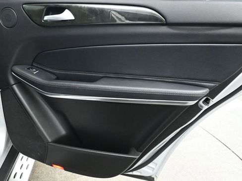 Used 2017 Mercedes-Benz GLS 550 4MATIC image 18