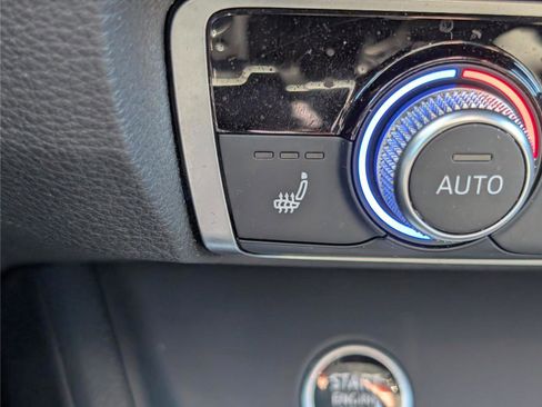 Used 2024 Audi Q3 2.0T Premium image 28