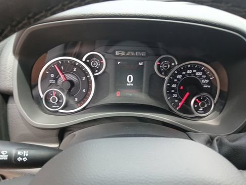 New 2026 RAM 3500 Big Horn AWD/4WD image 44