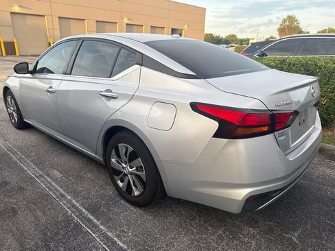 Used 2020 Nissan Altima 2.5 S FWD image 3
