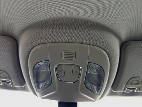 Used 2019 Jeep Compass Sport AWD/4WD image 35