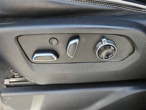 Used 2022 GMC Sierra 1500 AT4X image 14