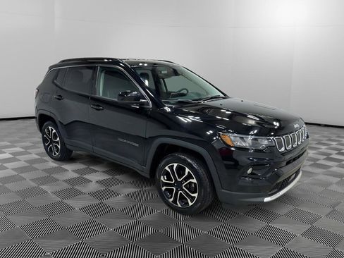 Used 2022 Jeep Compass Limited AWD/4WD image 3