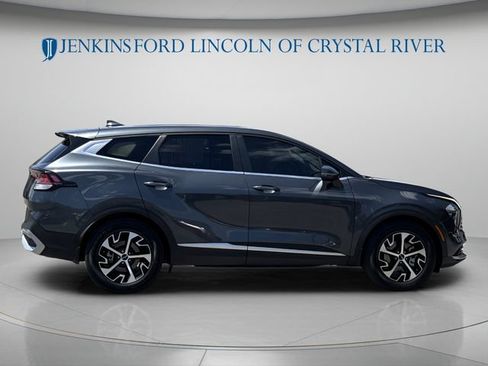 Certified 2023 Kia Sportage EX FWD image 3