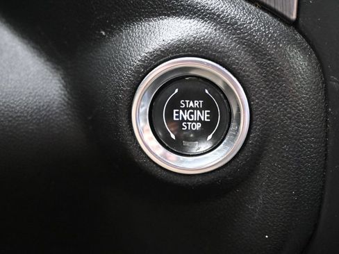 Used 2020 GMC Sierra 1500 Denali w/ Denali Carbonpro Edition AWD/4WD image 9